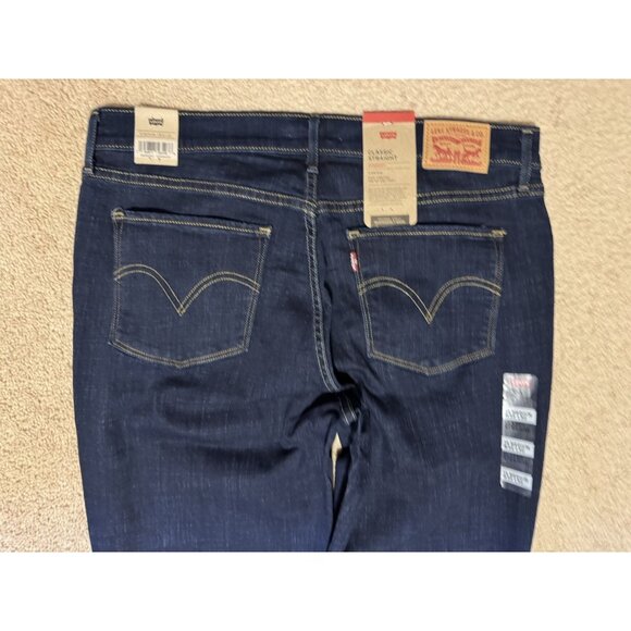Levi Classic Straight Jeans SIze 14 W32 L30 5 Pocket Stretch NEW with tags $60 - Picture 4 of 8